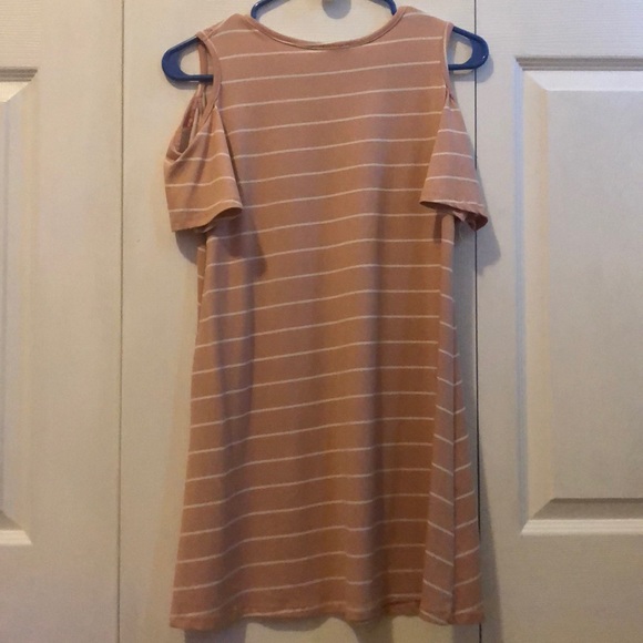 Kids Dress - Picture 2 of 4